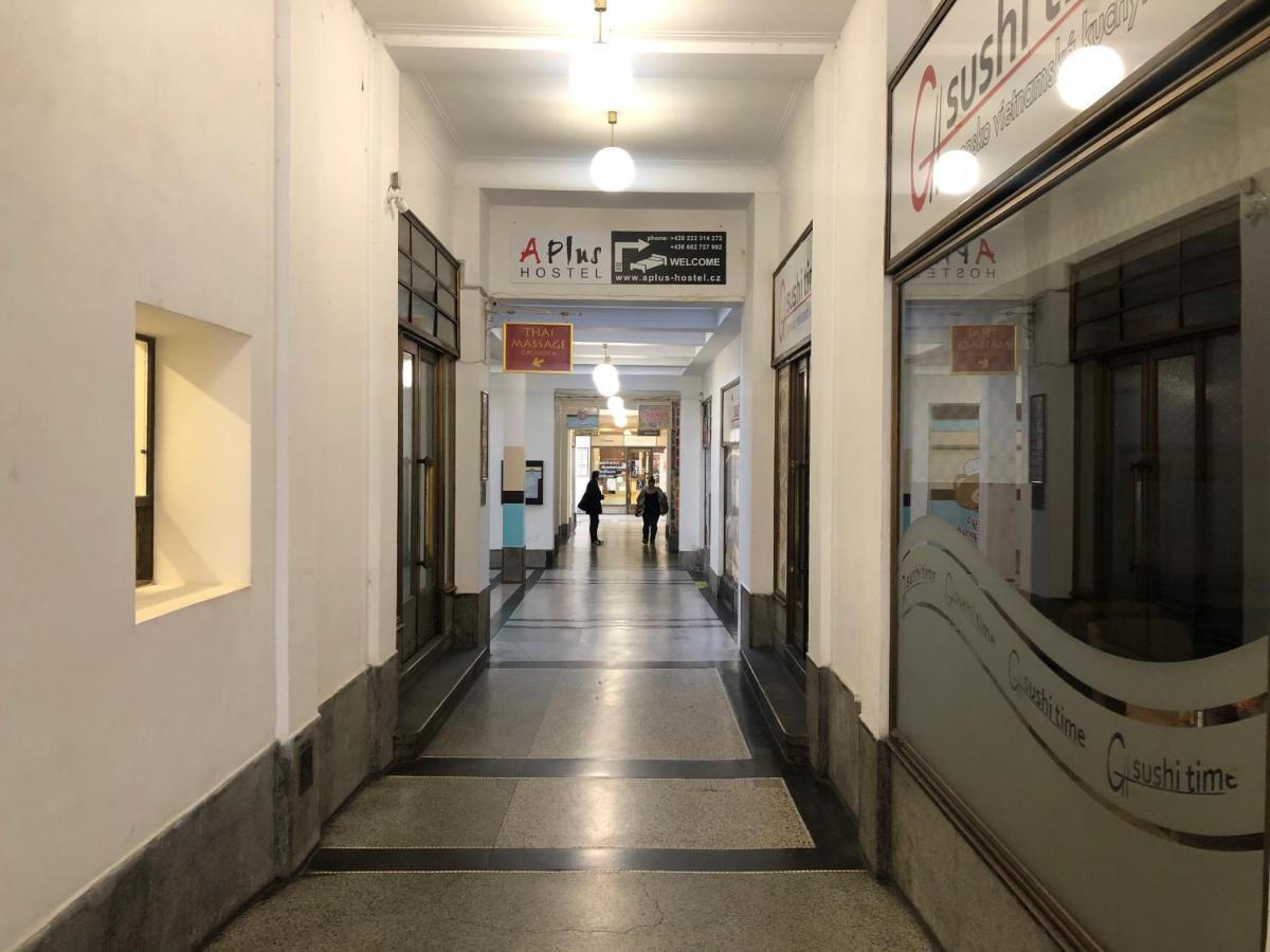 A Plus Hostel - Centrum Prague Luaran gambar
