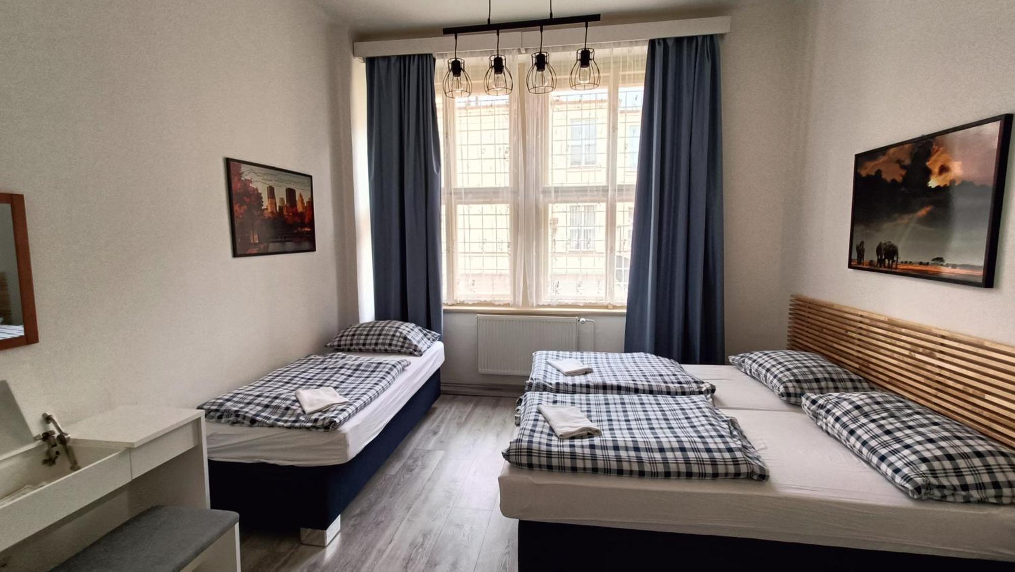 A Plus Hostel - Centrum Prague Luaran gambar